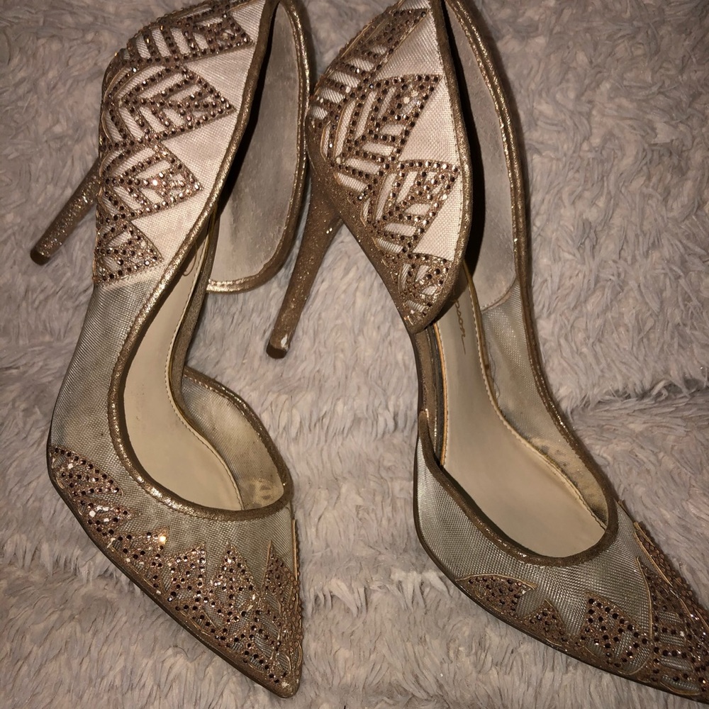 Jessica Simpson Gold mesh heels